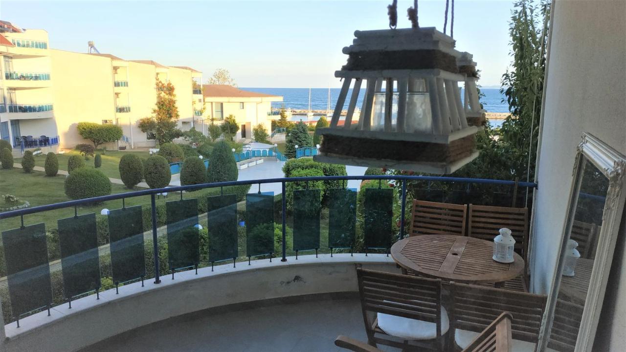Baratero Vlas Marina Apartment 스베티 블라스 외부 사진