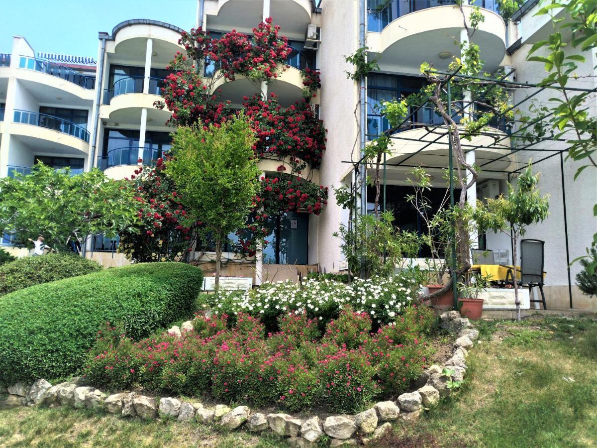 Baratero Vlas Marina Apartment 스베티 블라스 외부 사진
